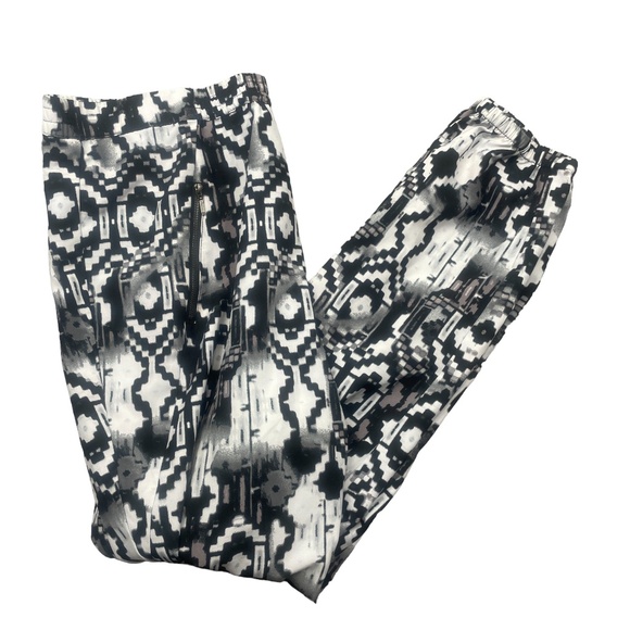 Serena Williams Joggers 1X Black White Pull On Elastic Waist Pants - Picture 6 of 6